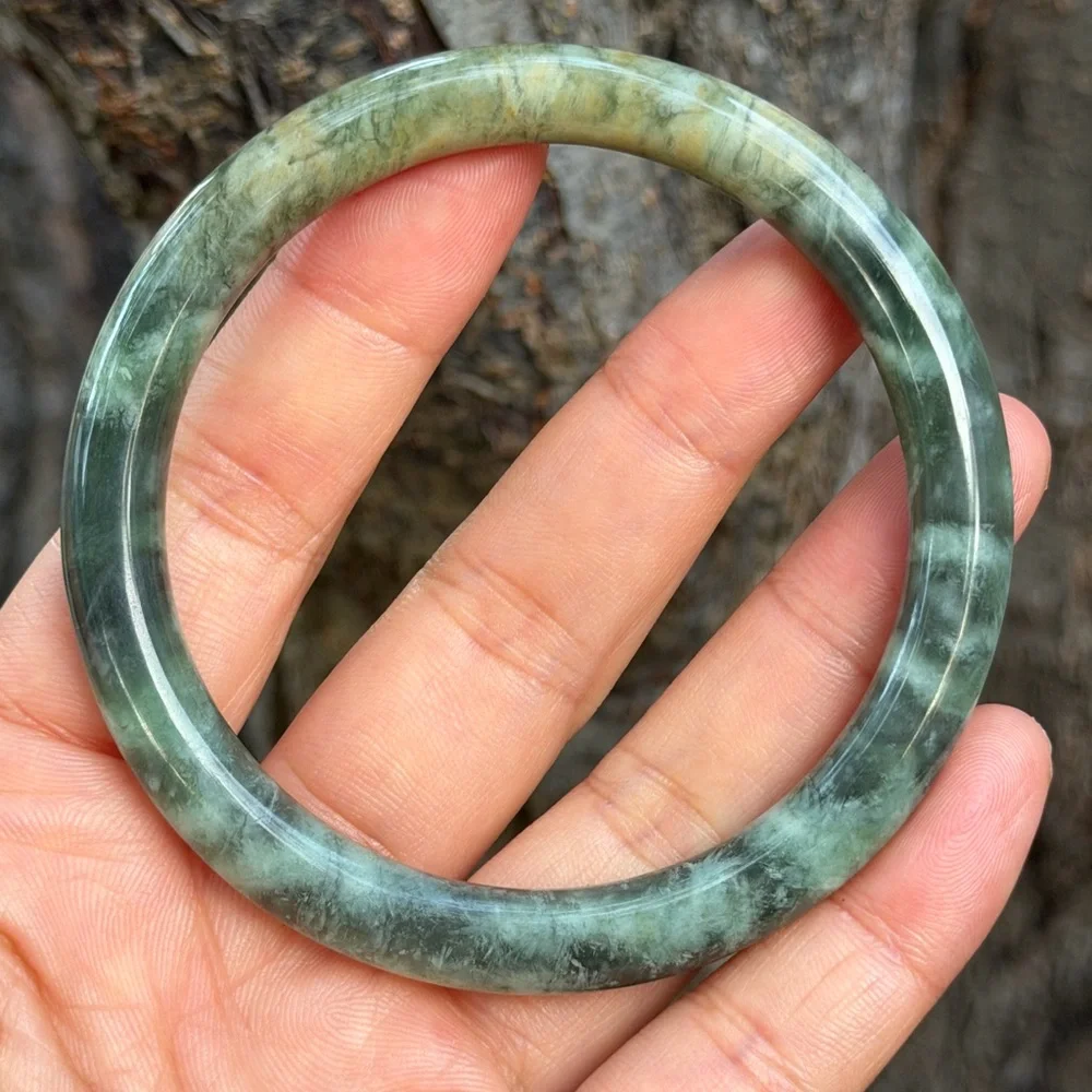 60.5mm‎ inner diameter skinny xiuyu jade bangle 0689